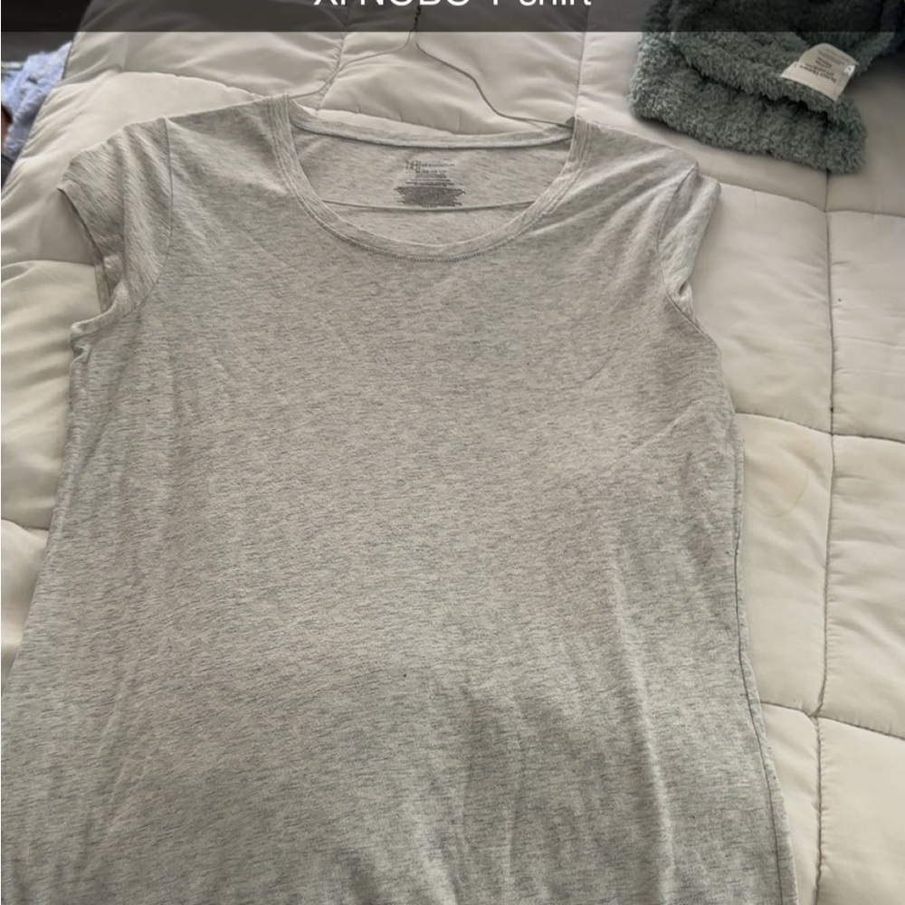 NOBO Light Gray Women's Short Sleeve Tee